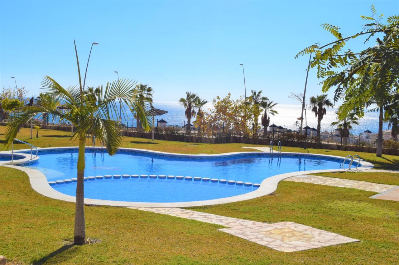 Espacioso Apartamento Con Preciosos Jardines Y Bbq 이슬라 플라나 외부 사진
